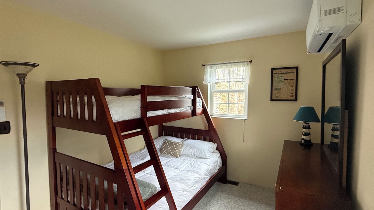 Photo of Bedroom in Wellesley Island