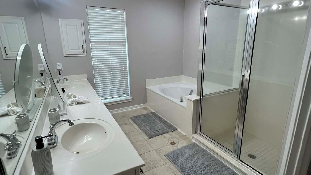 Photo of Bathroom in Stone Oak
