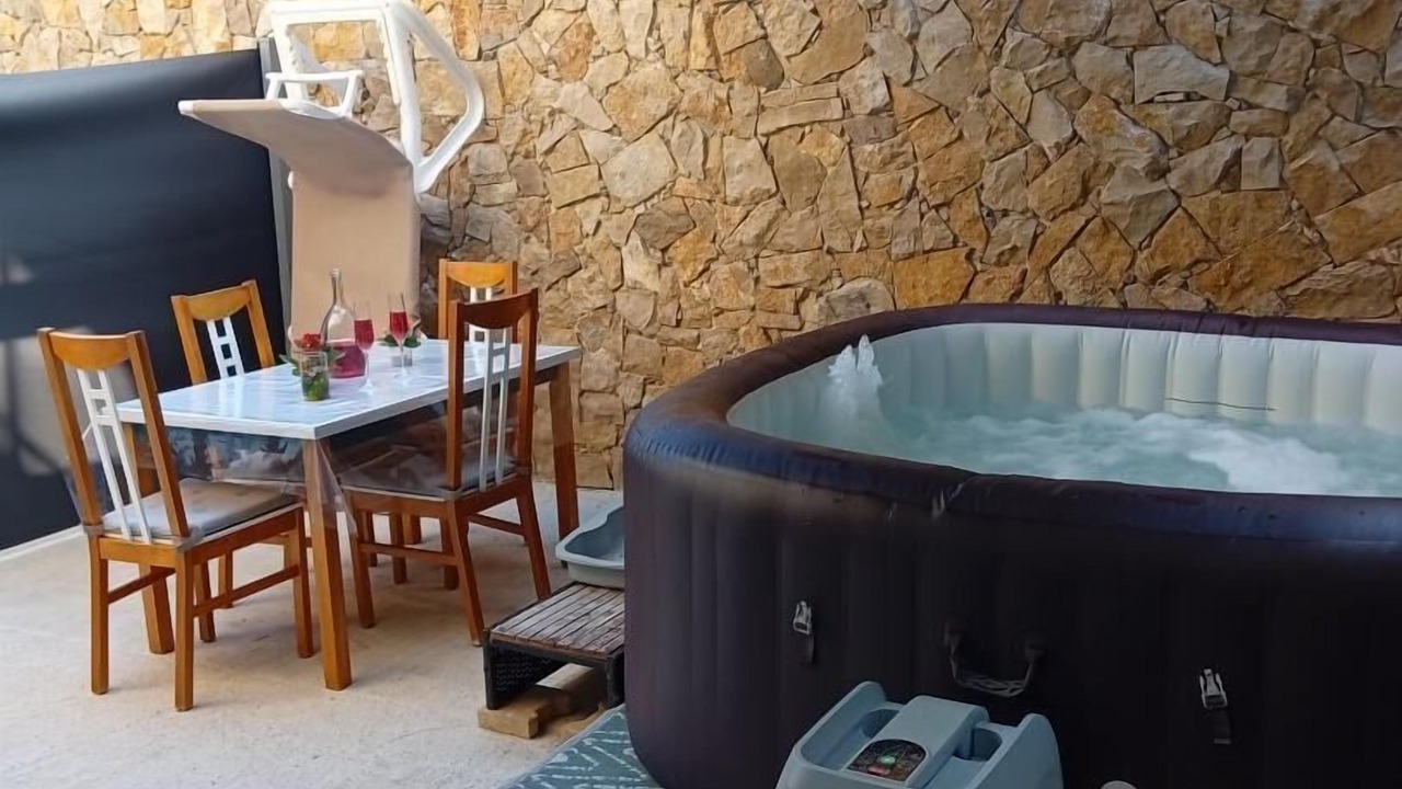 Photo of Patio Balcony in Trans-en-Provence