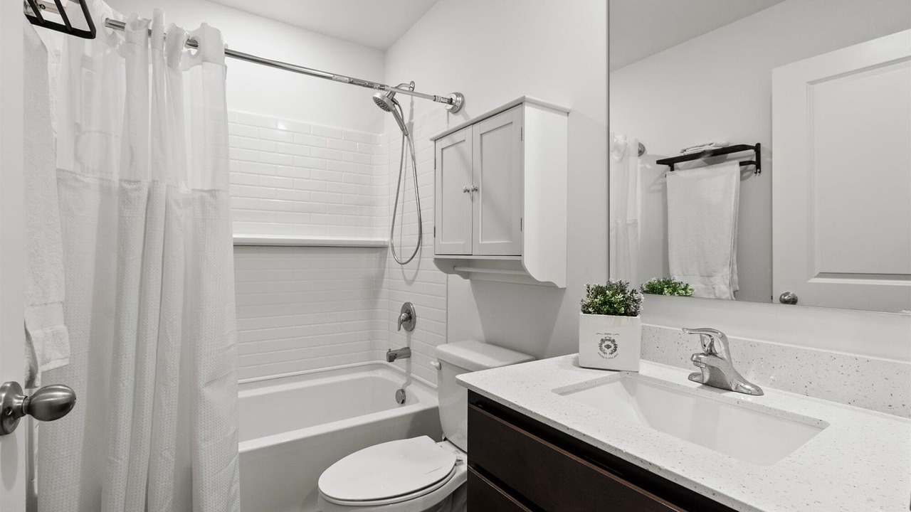 Photo of Bathroom in Lombard