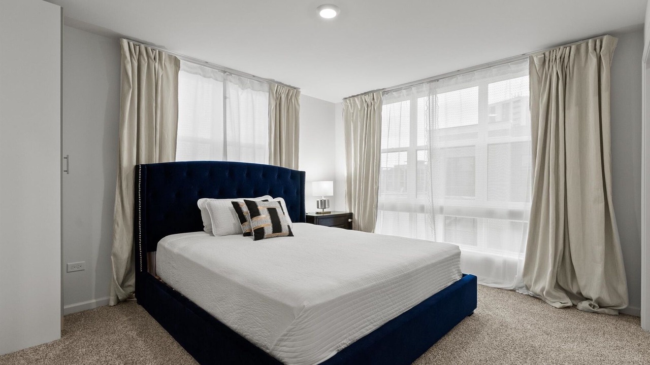 Photo of Bedroom in Lombard