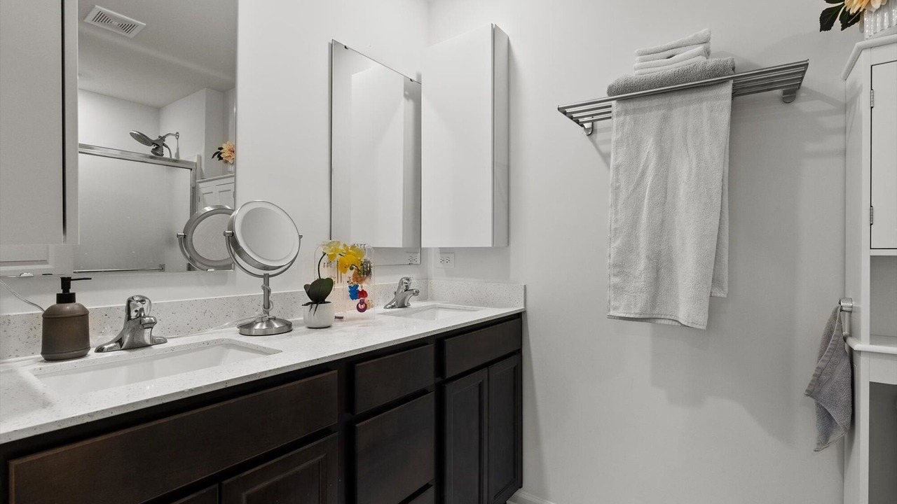 Photo of Bathroom in Lombard