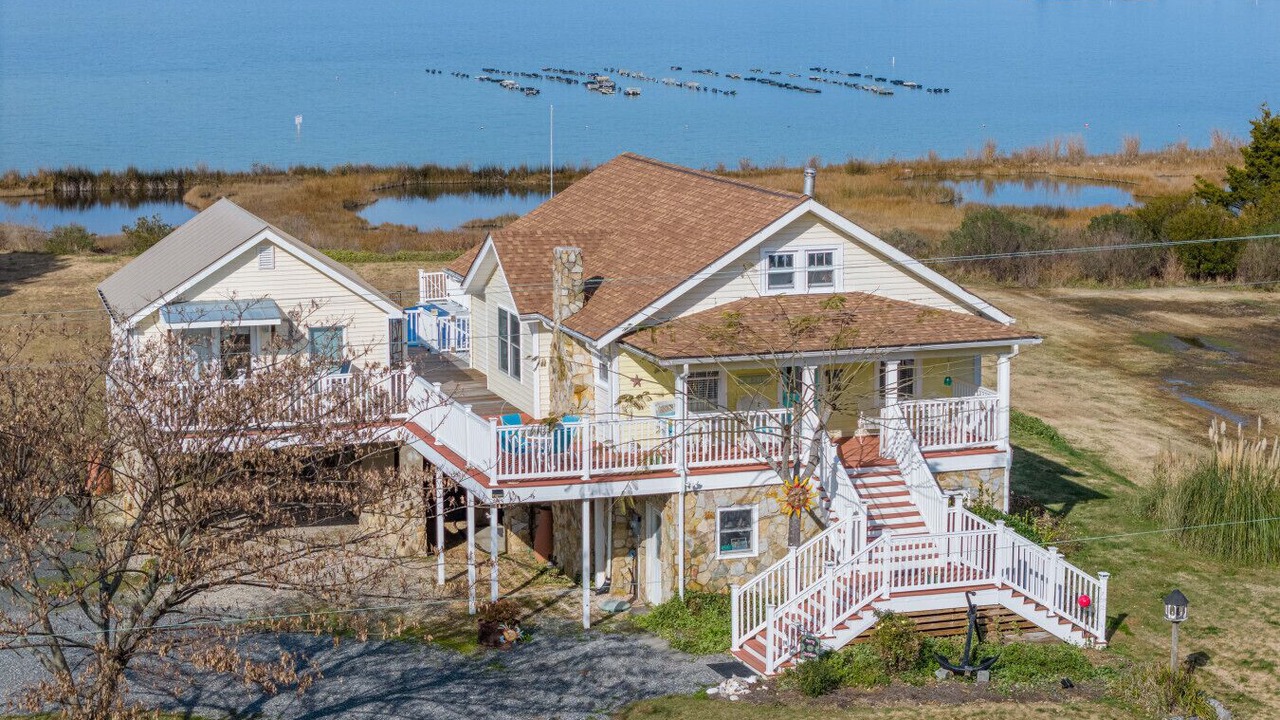 Photo of Others in Windmill Point