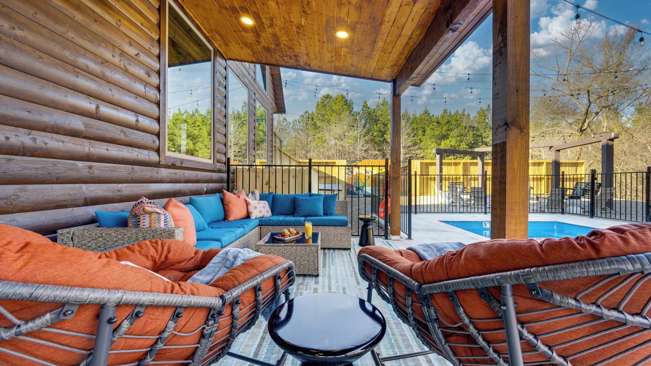 Photo of Patio Balcony in Broken Bow