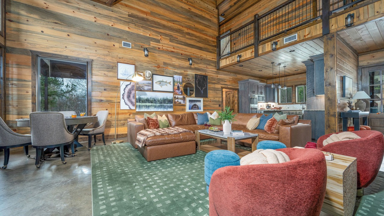 Photo of Livingroom in Broken Bow