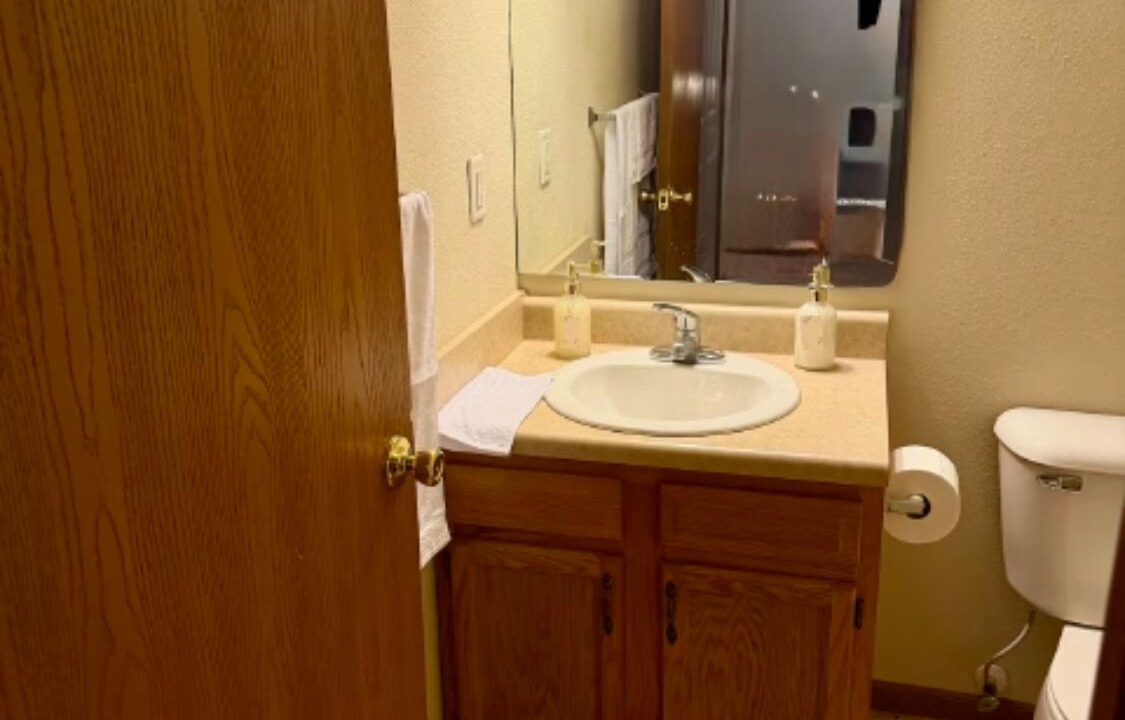 Photo of Bathroom in St. Robert