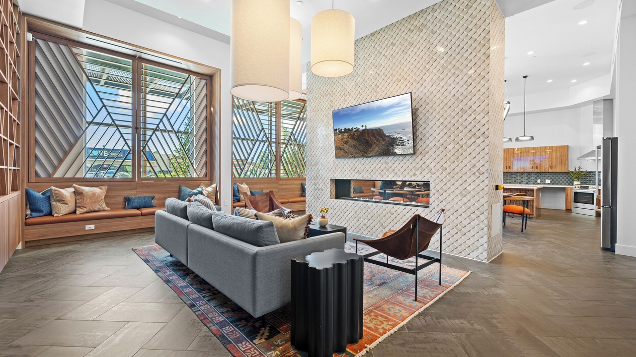 Photo of Livingroom in Mid City