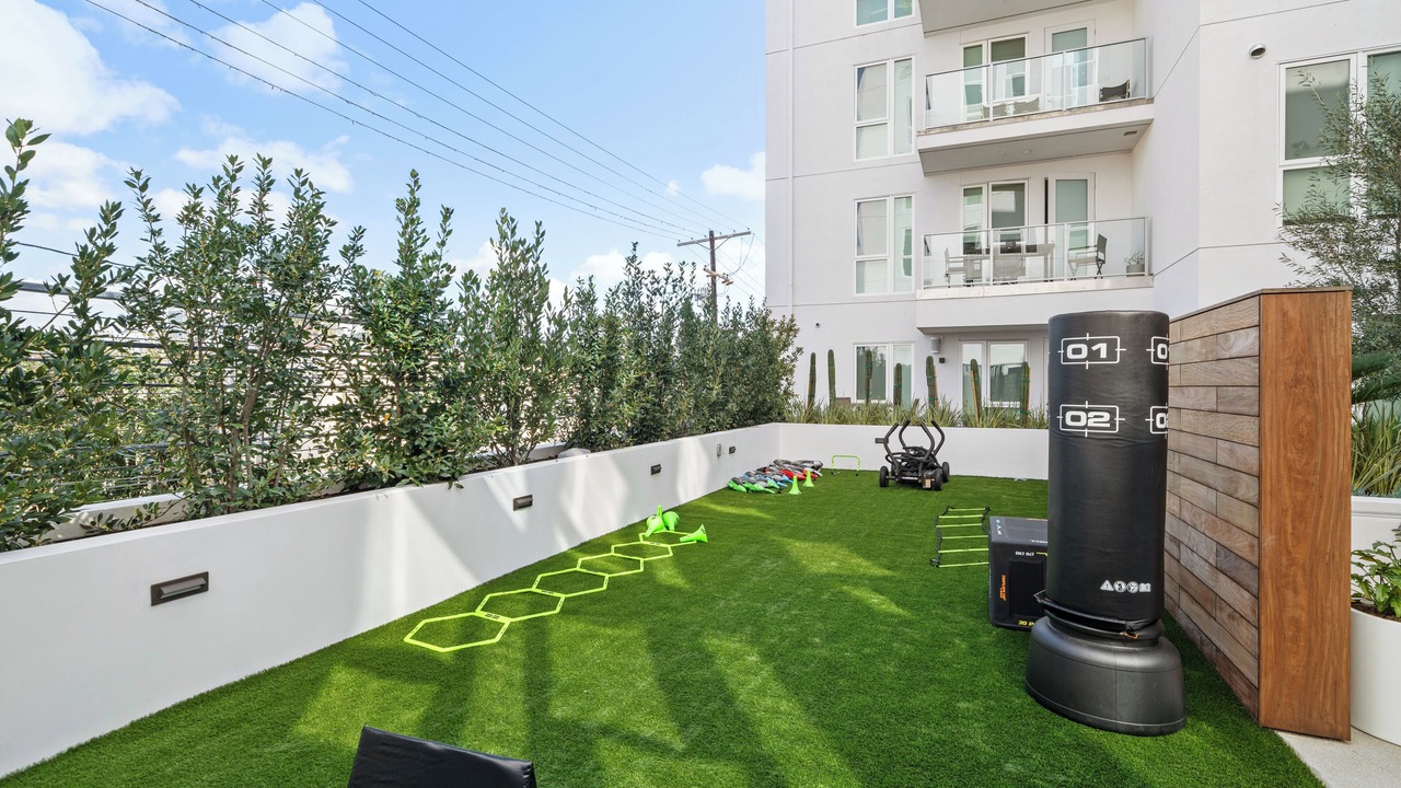 Photo of Outdoor in Mid City