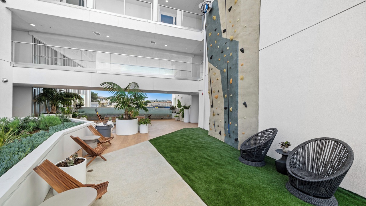Photo of Patio Balcony in Mid City