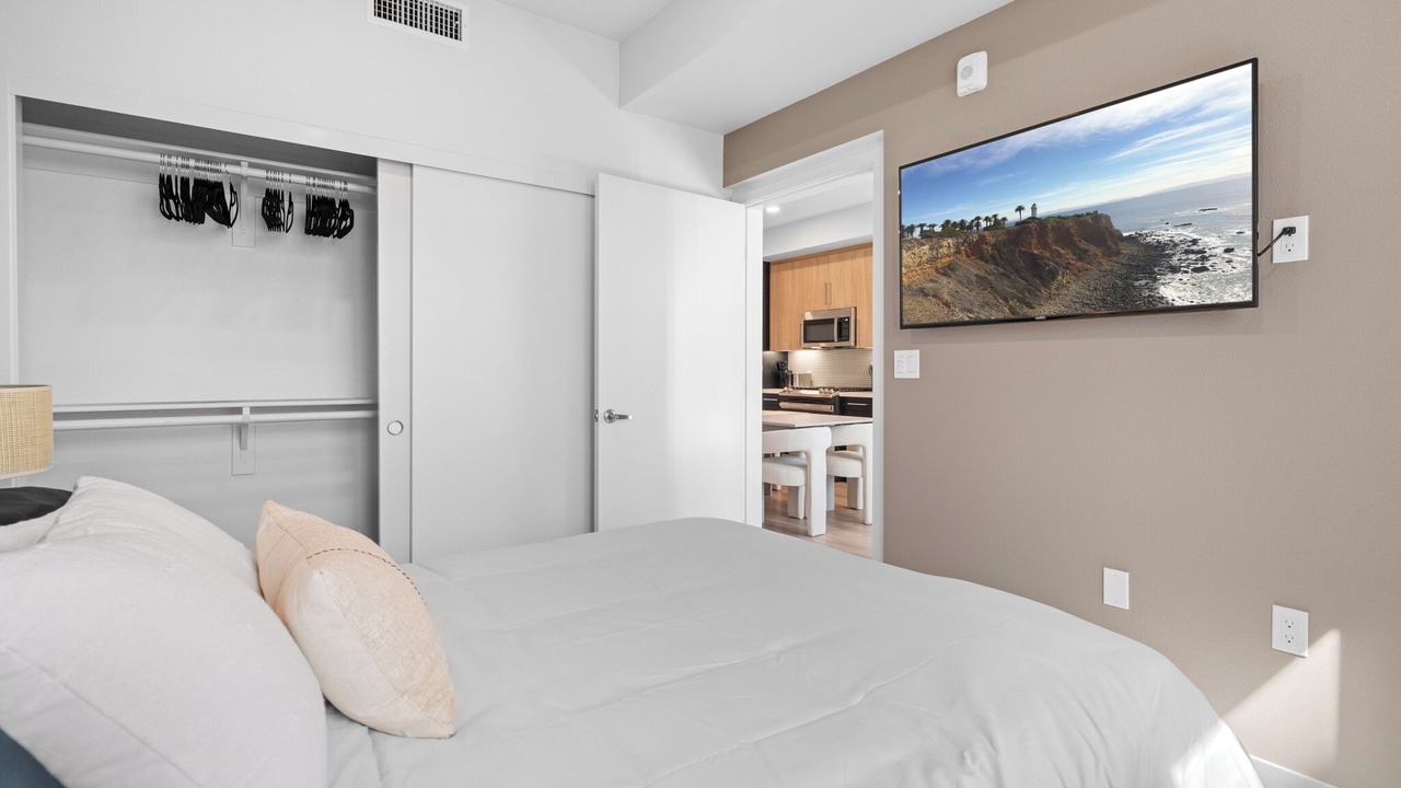 Photo of Bedroom in Mid City