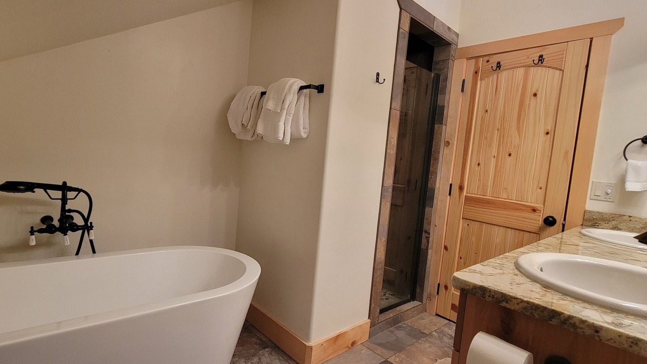 Photo of Bathroom in Beaver