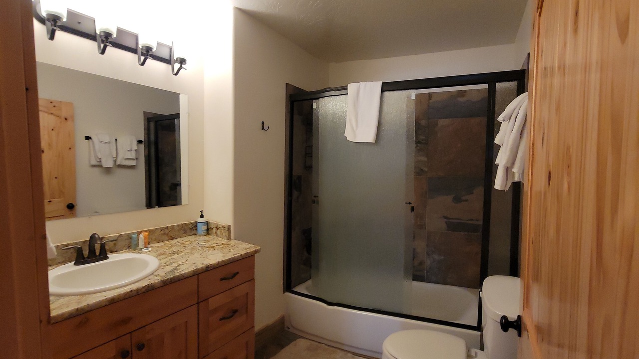 Photo of Bathroom in Beaver