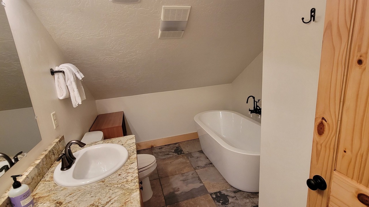 Photo of Bathroom in Beaver