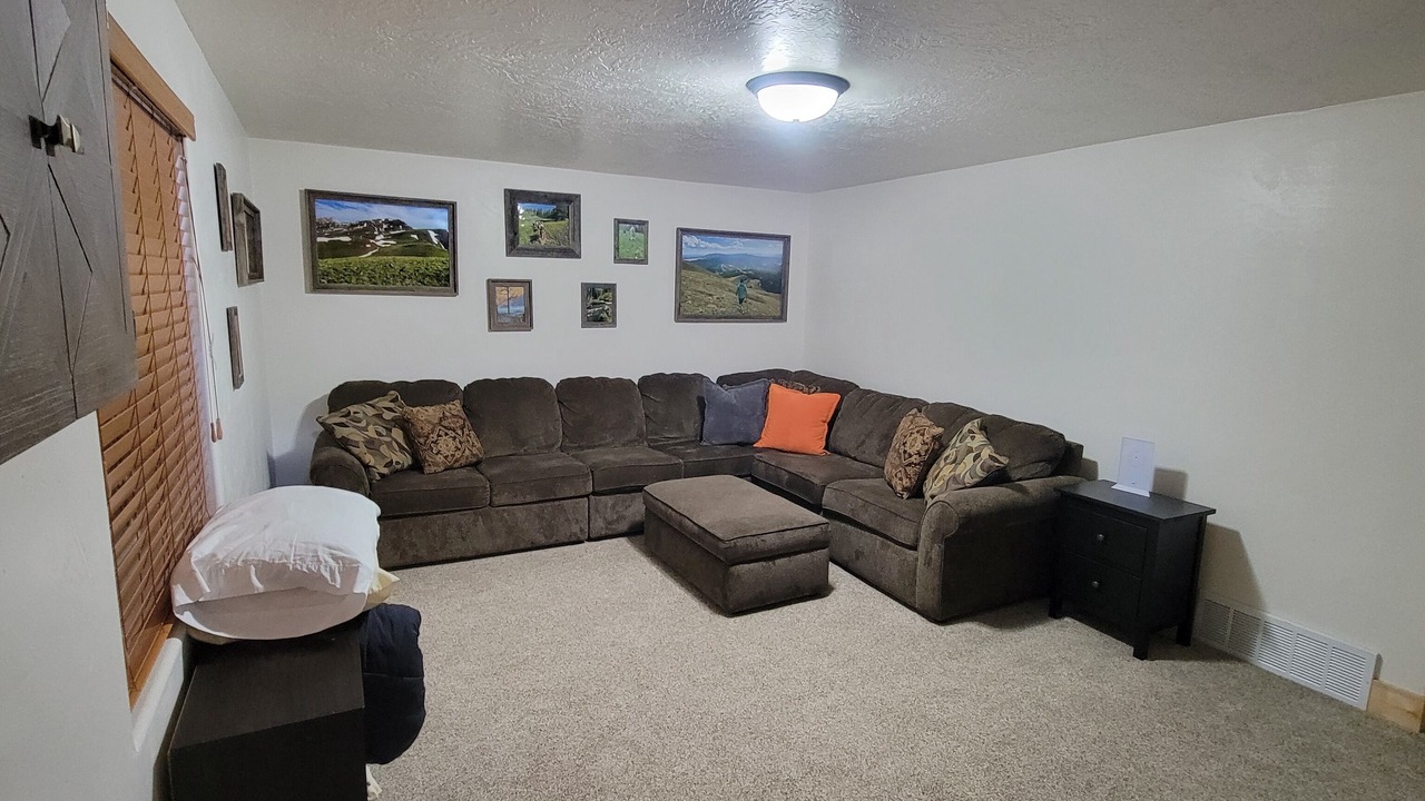 Photo of Livingroom in Beaver