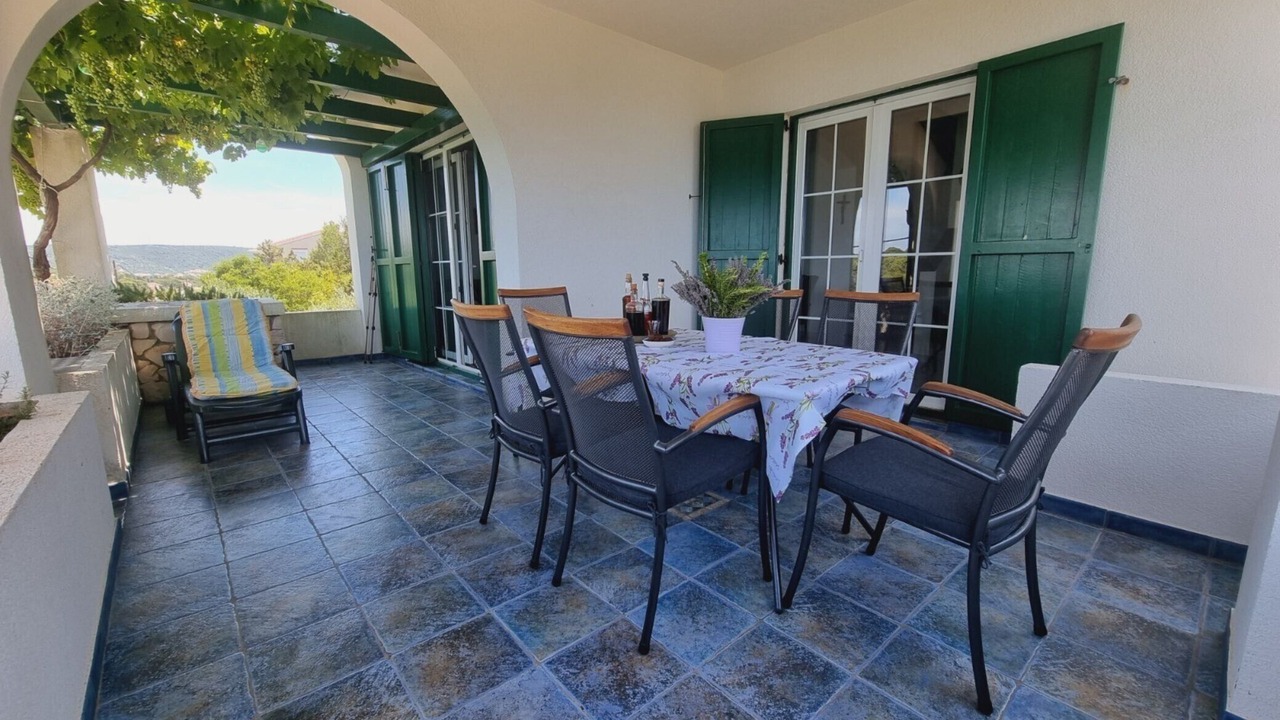 Photo of Patio Balcony in Veli Rat