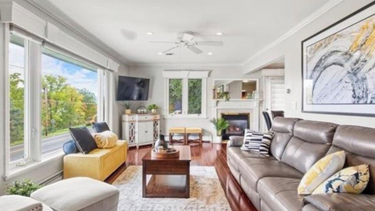 Photo of Livingroom in Canandaigua