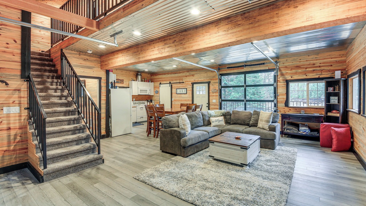 Photo of Livingroom in Priest River