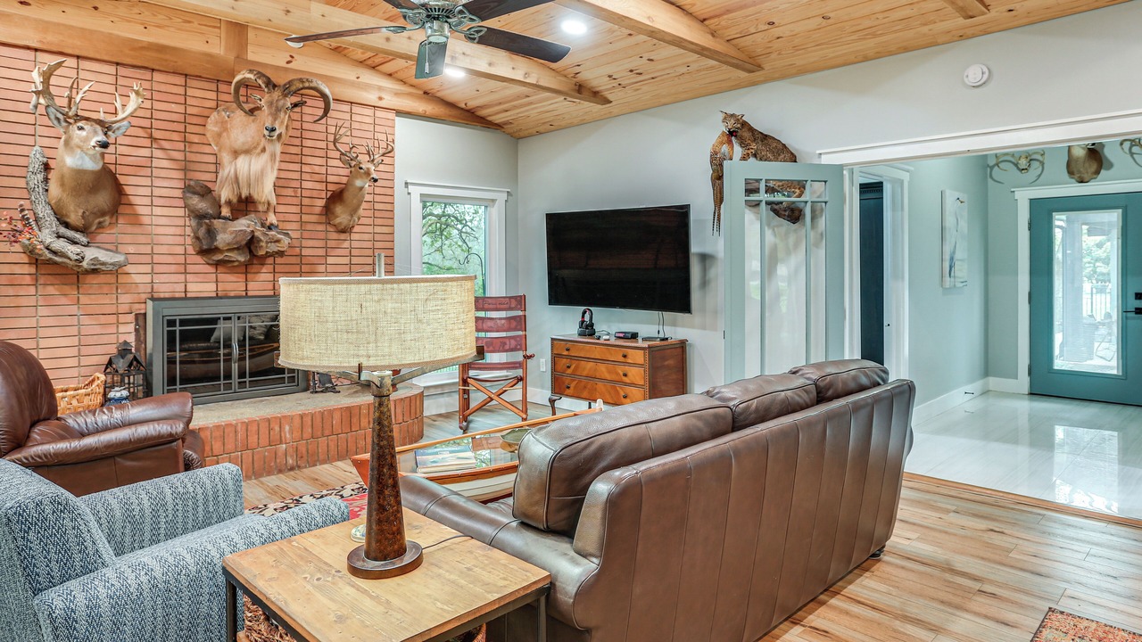 Photo of Livingroom in Pottsboro