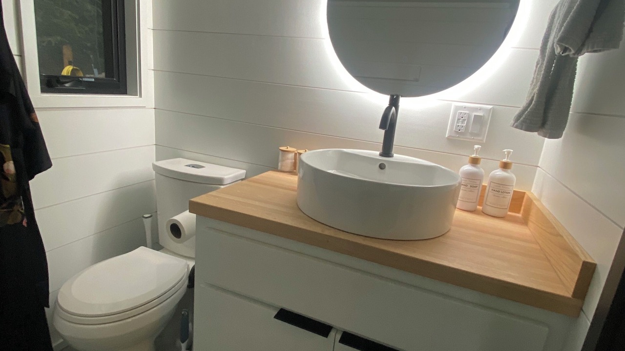 Photo of Bathroom in Wellpinit