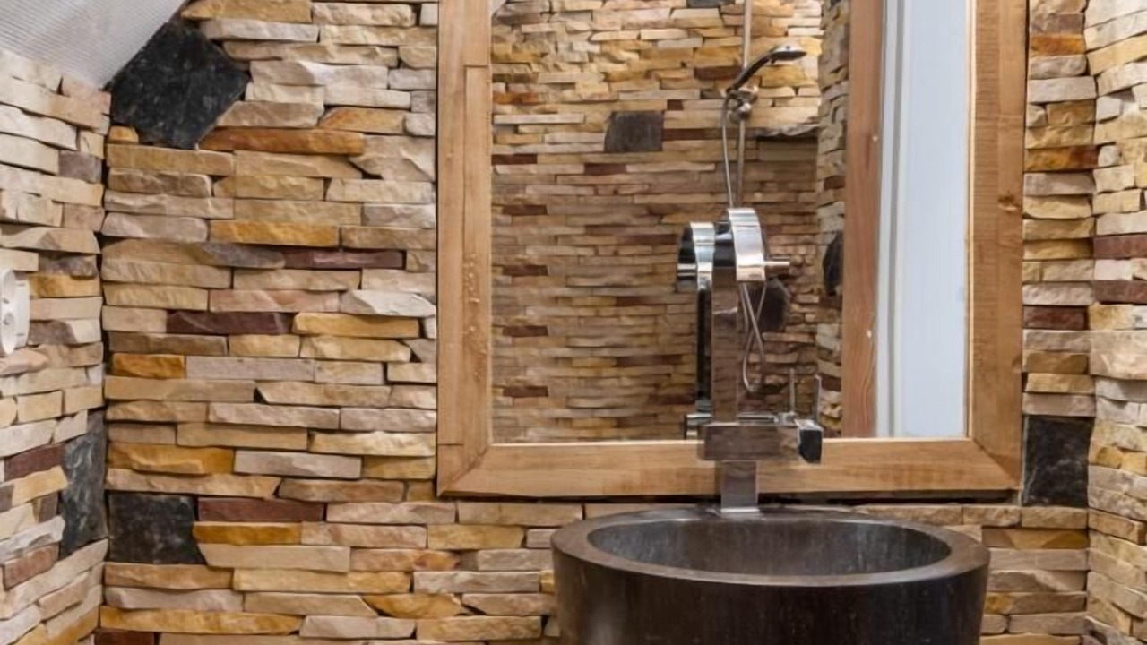 Photo of Bathroom in Monterolier