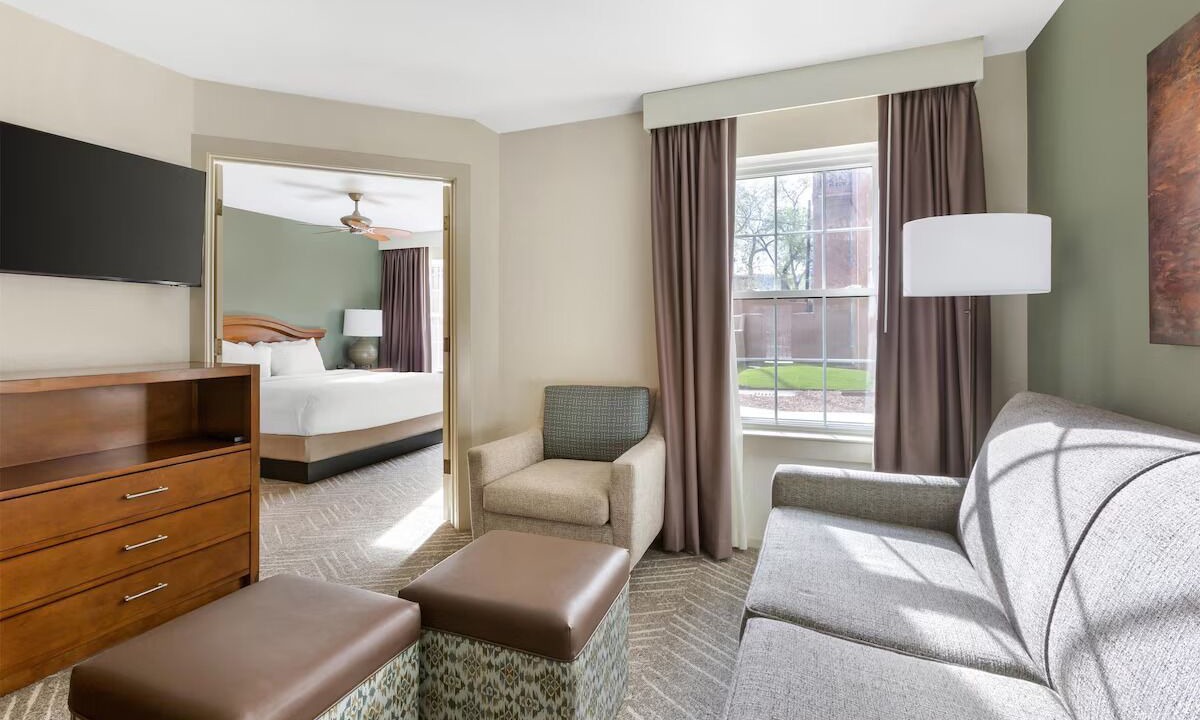 Photo of Livingroom in Northeast Santa Fe