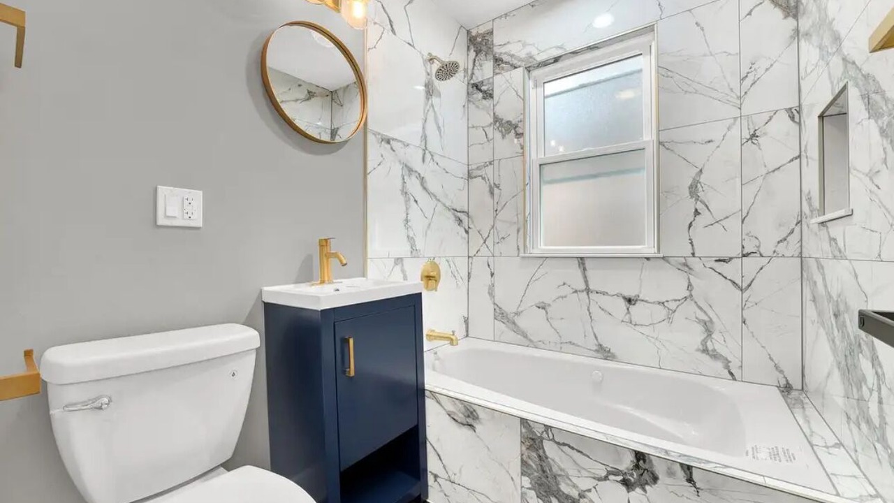 Photo of Bathroom in Calumet Heights