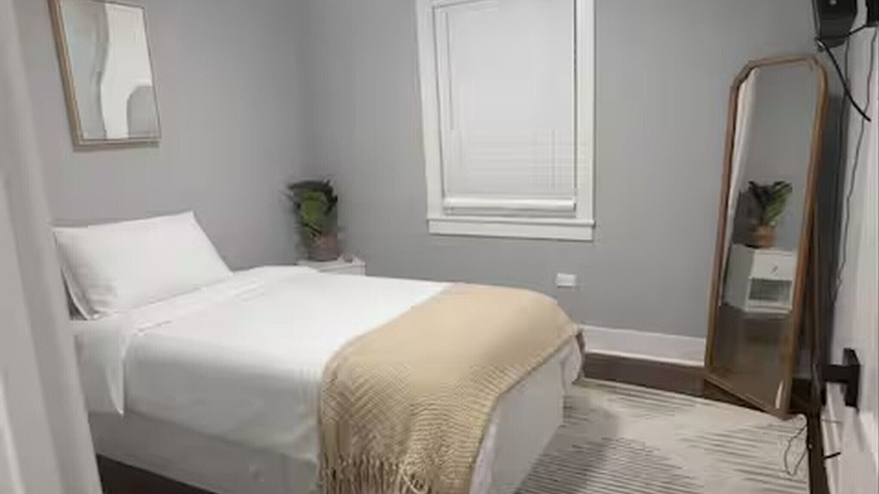 Photo of Bedroom in Calumet Heights