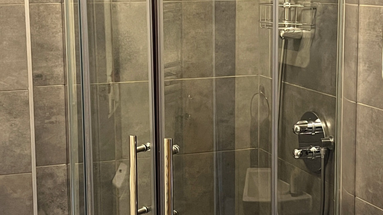 Photo of Bathroom in Watlington