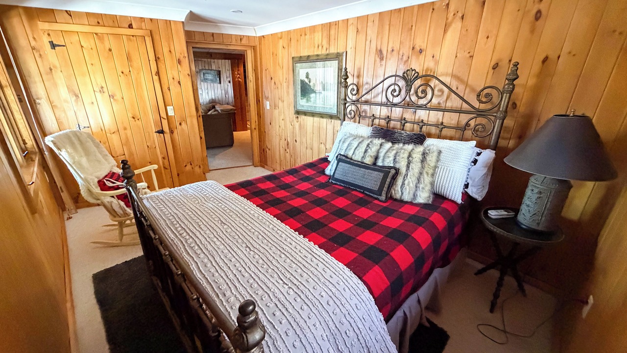 Photo of Bedroom in Bolton Landing