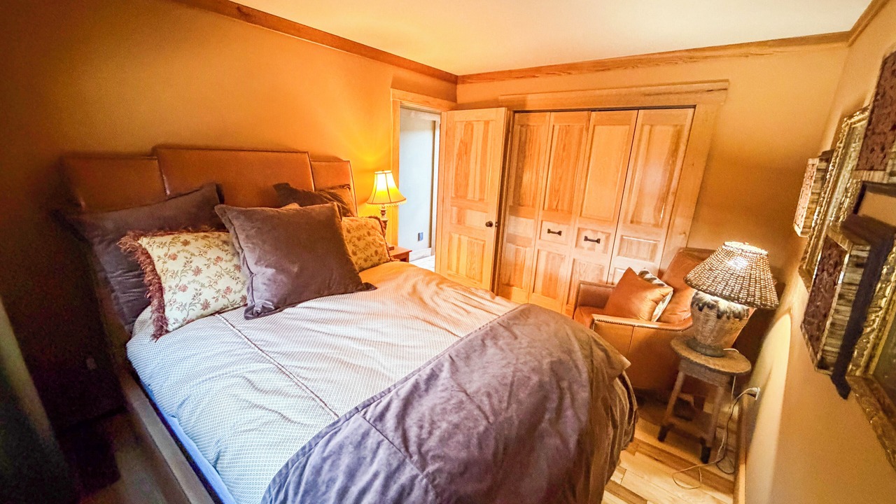 Photo of Bedroom in Bolton Landing