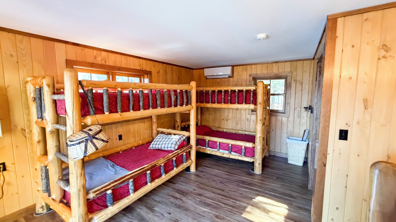 Photo of Bedroom in Bolton Landing