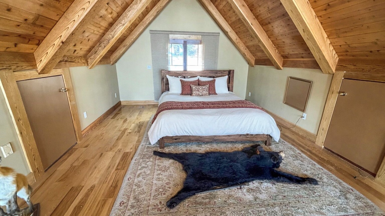 Photo of Bedroom in Bolton Landing