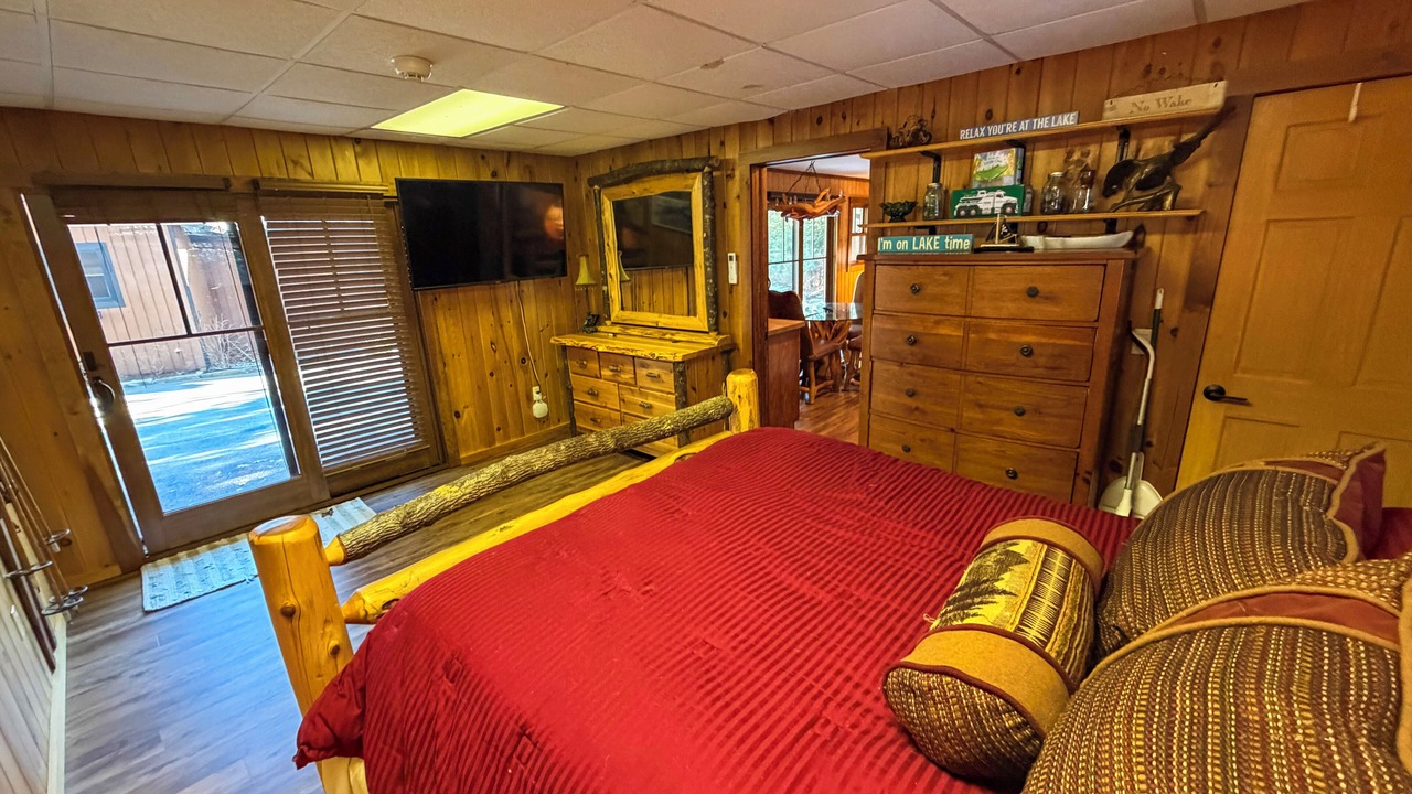 Photo of Bedroom in Bolton Landing