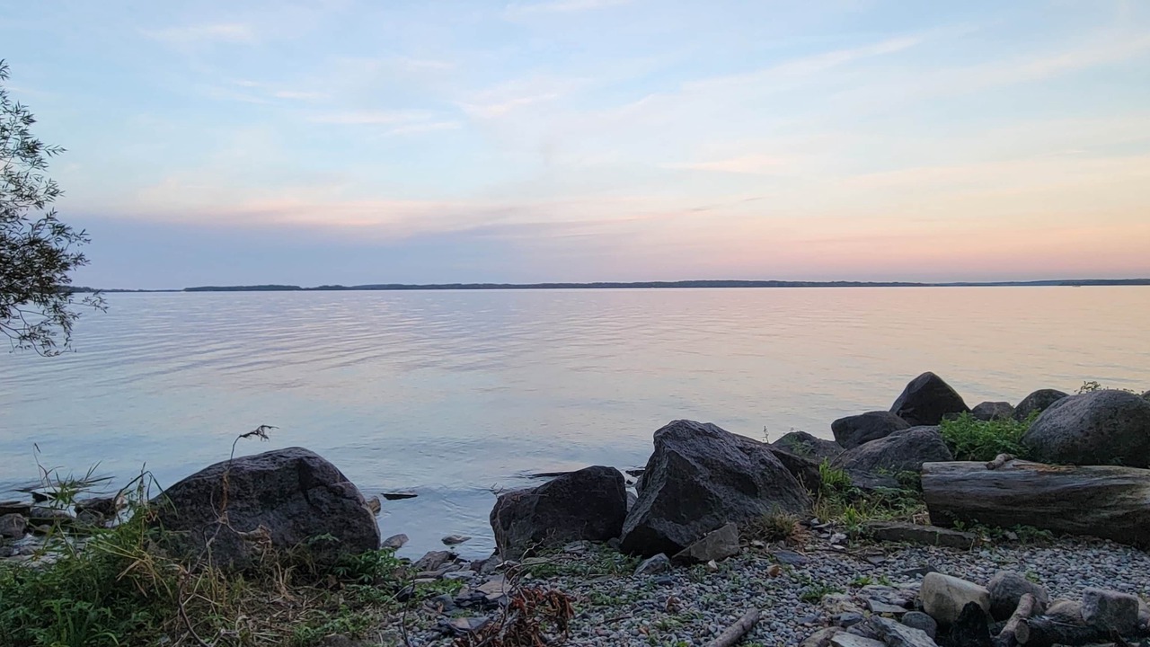 Photo of Others in Howe Island