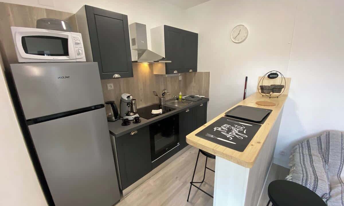 Photo of Kitchen in Fontaine Lestang-Bagatelle-Papus-Tabar-Bordelongue