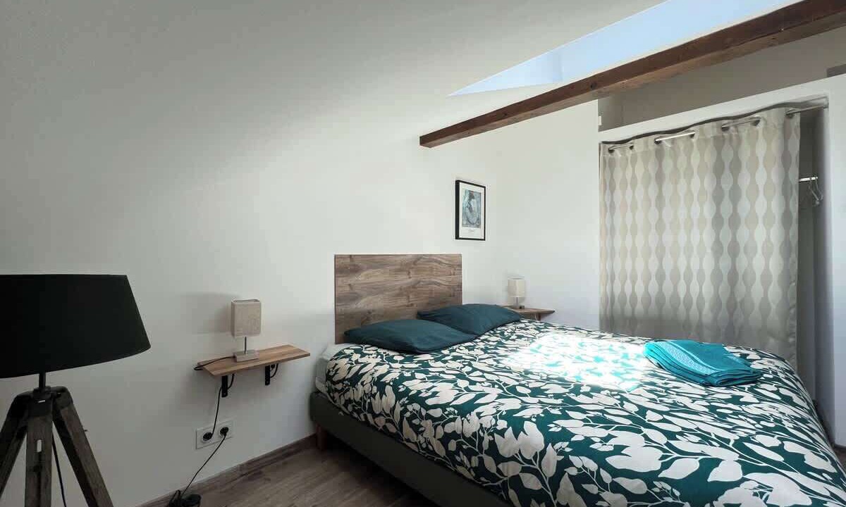 Photo of Bedroom in Bonnefoy-Roseraie-Gramont