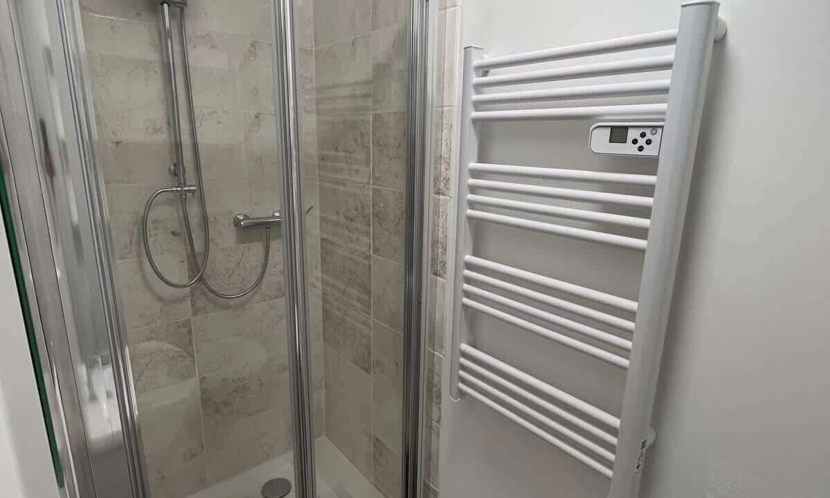 Photo of Bathroom in Fontaine Lestang-Bagatelle-Papus-Tabar-Bordelongue