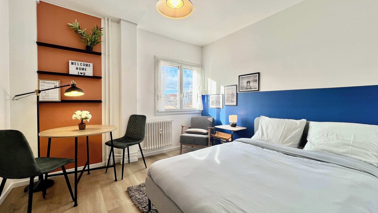 Photo of Bedroom in Fontaine-Bayonne-Cartoucherie