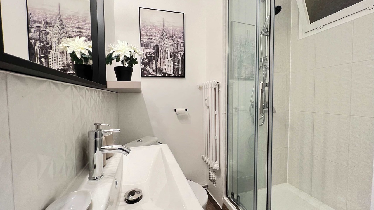 Photo of Bathroom in Fontaine-Bayonne-Cartoucherie