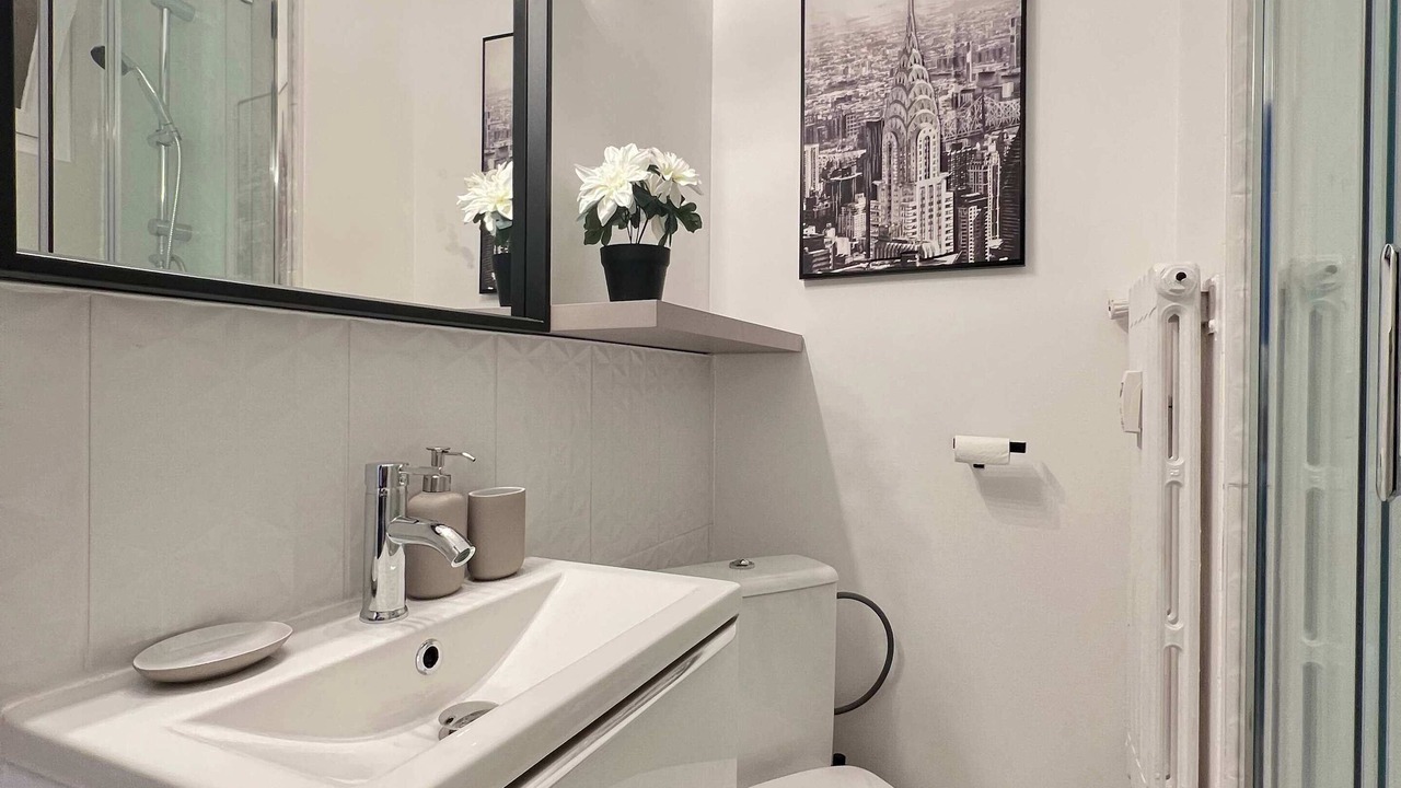 Photo of Bathroom in Fontaine-Bayonne-Cartoucherie