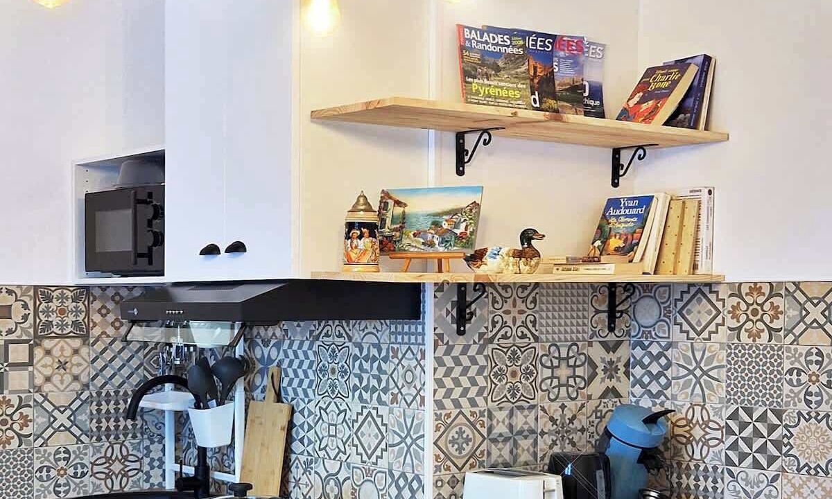 Photo of Kitchen in Fontaine-Bayonne-Cartoucherie