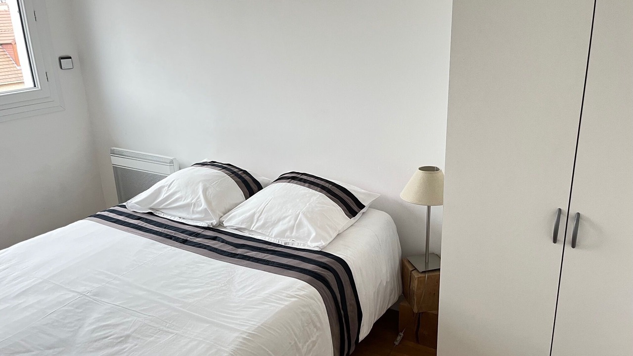 Photo of Bedroom in Deuil-la-Barre