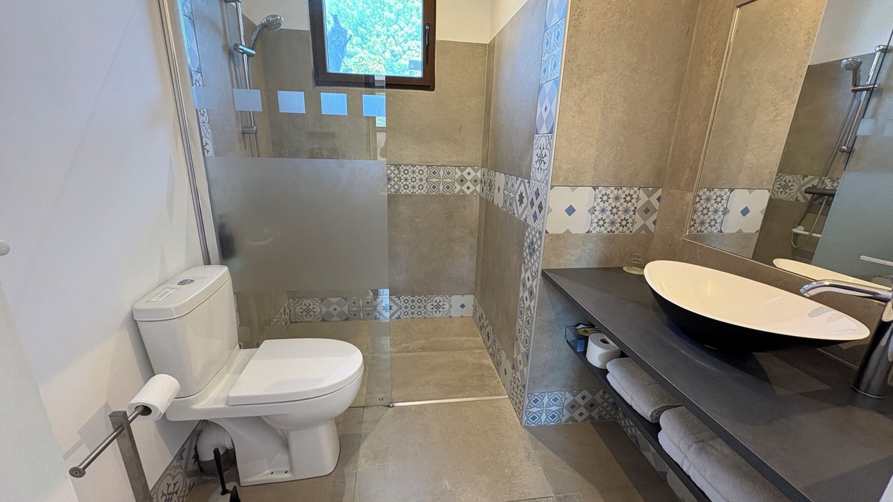 Photo of Bathroom in Laverune
