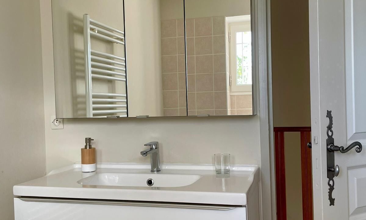 Photo of Bathroom in Sarrians