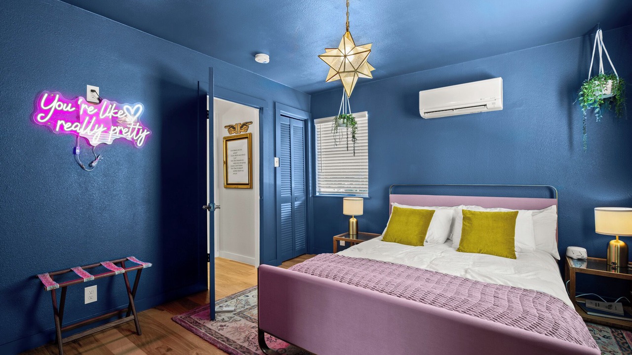 Photo of Bedroom in Holly