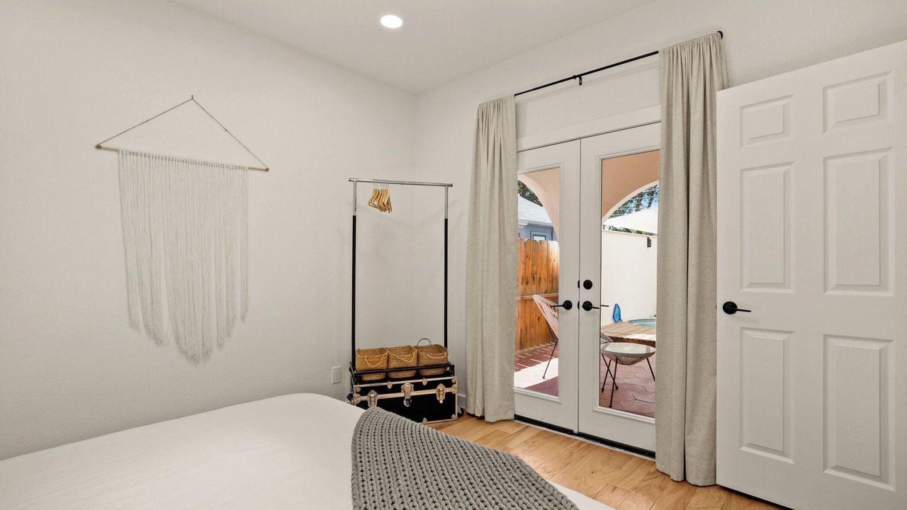 Photo of Bedroom in Holly