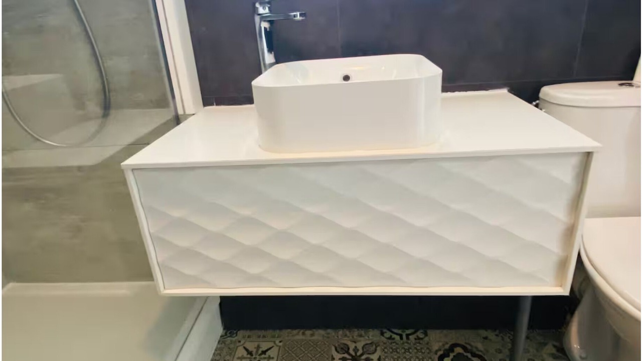 Photo of Bathroom in Equemauville