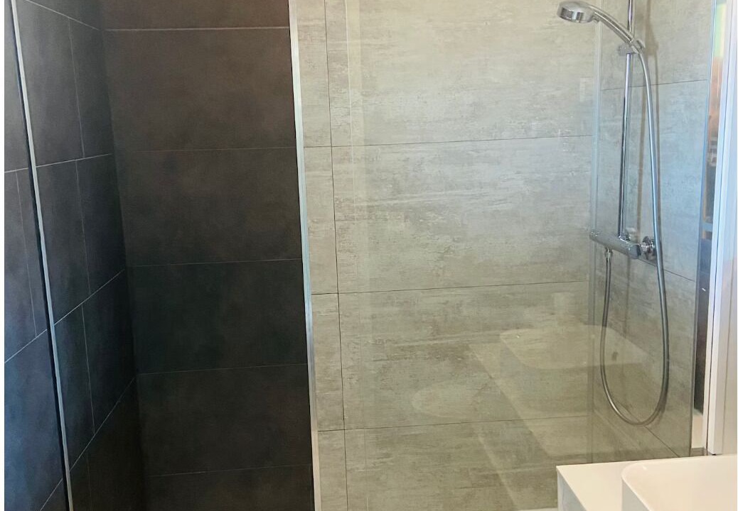 Photo of Bathroom in Equemauville