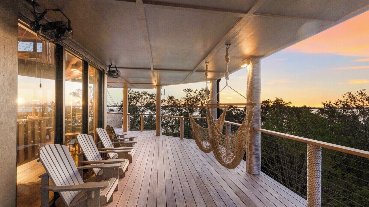 Photo of Patio Balcony in Whitney Beach