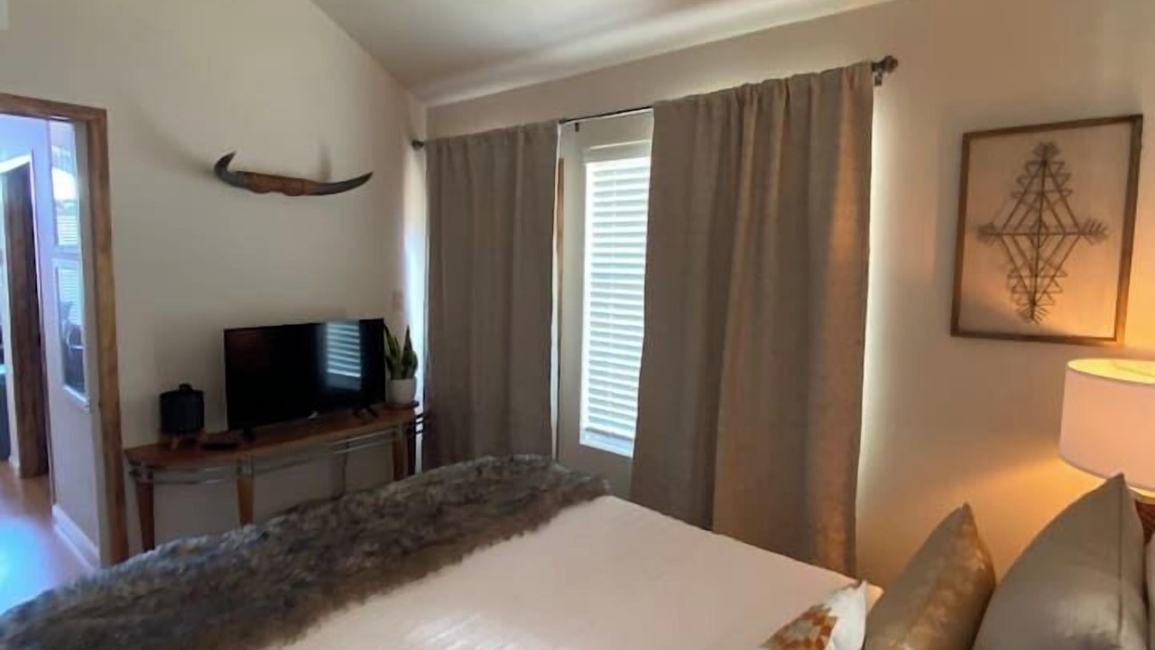 Photo of Bedroom in Llano